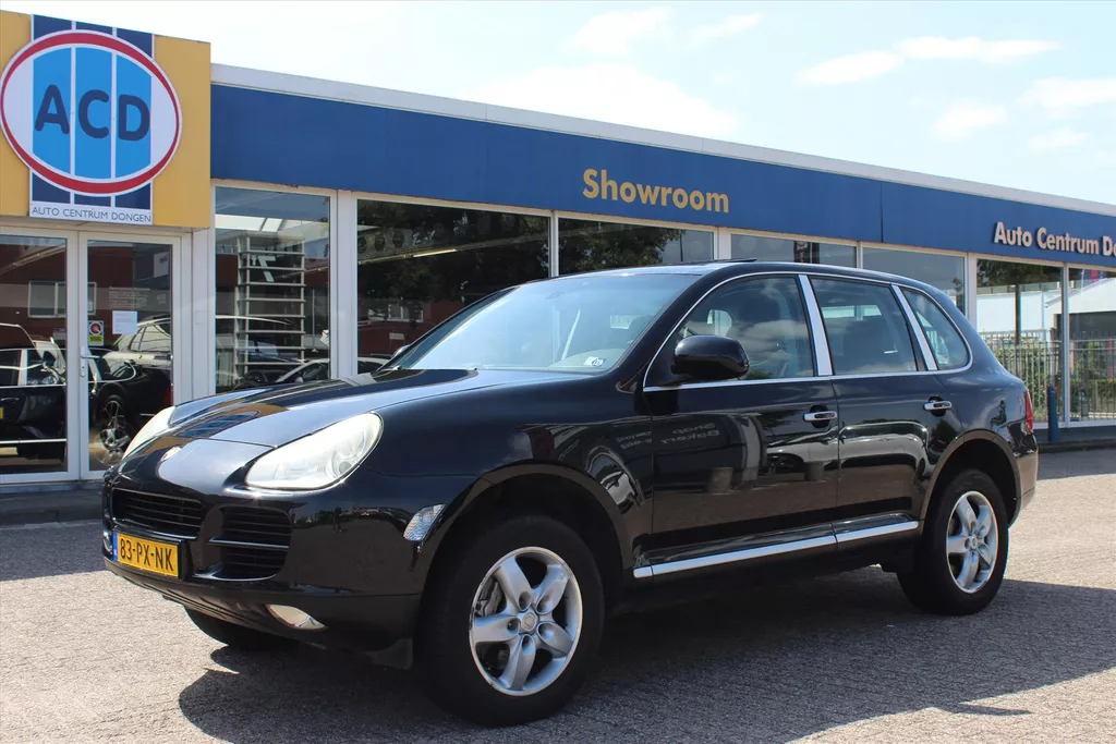 Porsche Cayenne 4.5 S TIPTRONIC S S | 19"Zomer- en 18"winterset | Sunroof | Incl. Apk sept-2026 | Luchtvering | Trekhaak afneembaar |