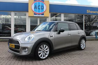 Mini Mini 1.5 136pk Aut Cooper 5D Serious Business | PanoramaDak | Sport interieur | Led verlichting | HeadUp Display |