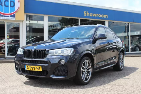 BMW X4 (f26) xDrive 35i 306pk 6-cilinder Aut. M-Sport / High Executive | Carbon-zwart | Navigatie pro |