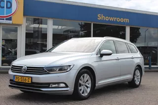Volkswagen Passat 1.4 TSI 125pk BMT Comfortline Business | Orig. NL | Trekhaak | Virtual dashboard | Carplay |