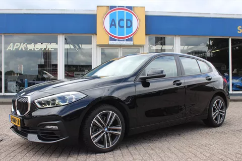 BMW 1-Serie (f40) 116i 109pk 5Drs SportLine | Virtual | Climate | Led |